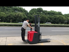 ELECLIFT Stacker completamente elettrico stand-on capacità di carico